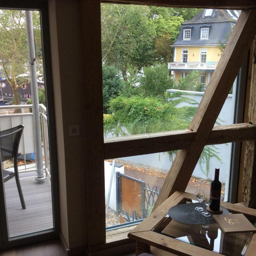 Schmuckkaestle Am Hafen Lejlighed Wiesbaden Eksteriør billede